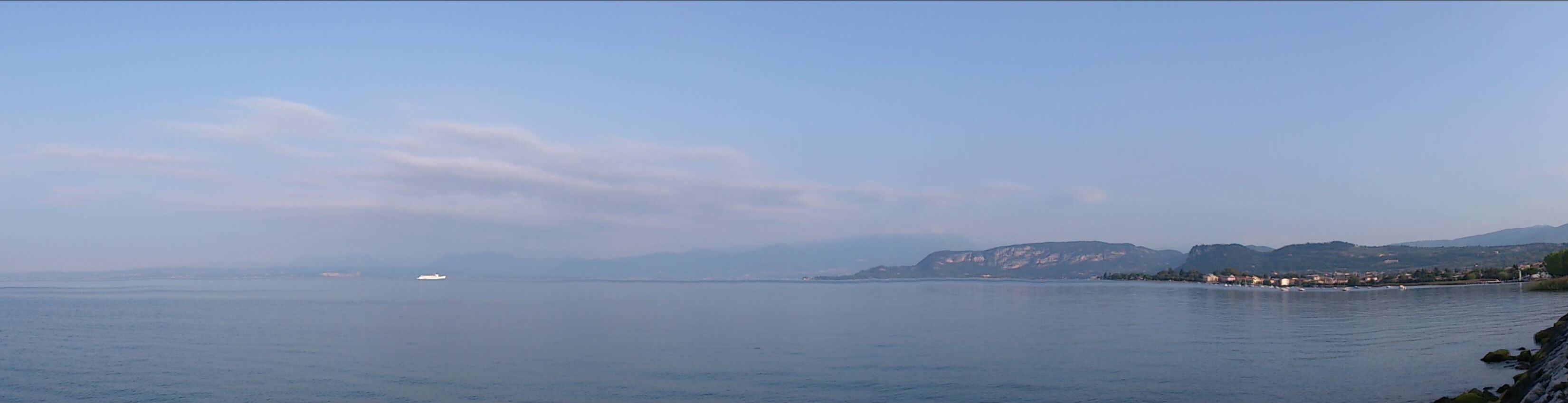 Lago di Garda visto da Cisano